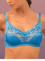 soutien gorge minimiseur quelle 147x200 Comment bien choisir son soutien gorge minimiseur ?