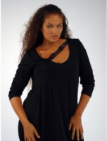 julie envy robe lotus 152x200 Julie Envy : Interview de Julie Exertier, créatrice de vêtements grandes tailles