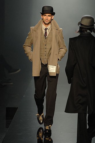Gaultier_RF8_8553.jpg