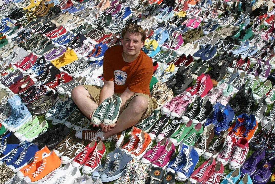 Largest_collection_of_Converse_All-Stars.JPG